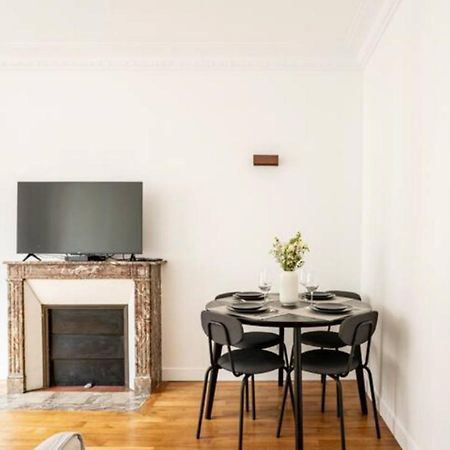 The Square, Paris-Asnieres, Private Apartment With Bedroom And Living Room Extérieur photo